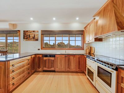 18 Sheridan Ct, Rutherglen