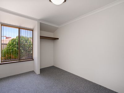 21 Mapstone Gardens, Murdoch