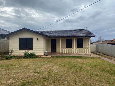 61 Linda Drive, Dubbo
