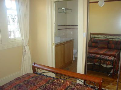 2 / 117 Forest Road, Arncliffe