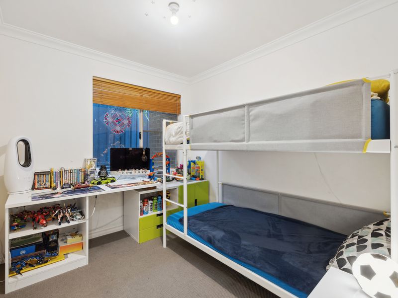 2 Stannard Street, St James