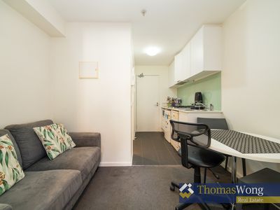 107 / 484 Elgar Road, Box Hill