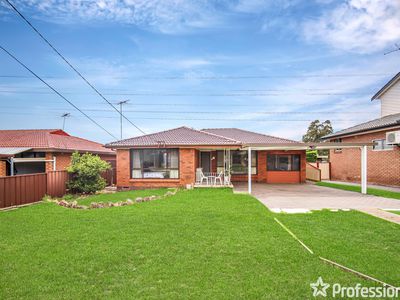 11 Zambesi Road, Seven Hills