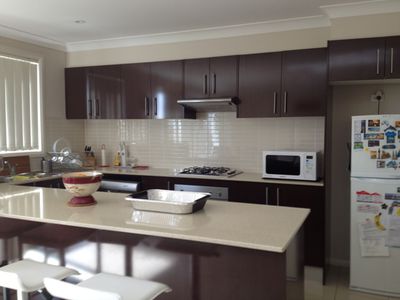 10 DEKANZO AVENUE, Middleton Grange