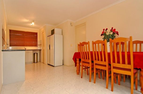 50 Abercarn Ave, Craigieburn