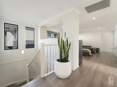 11 Satinwood Road, Woongarrah