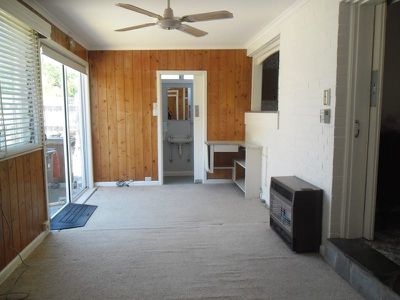 24 Park Lane, Mount Waverley