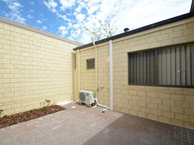 1 / 37 Little John Road, Armadale