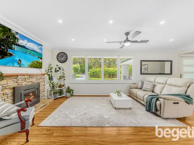 102 Clear View Parade, Hazelbrook