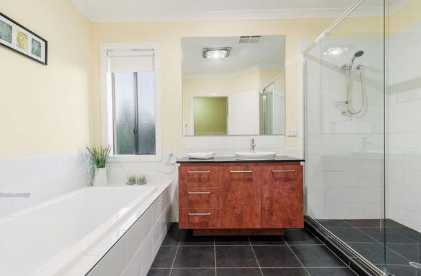 14 Peregrine Road, Oaklands Junction