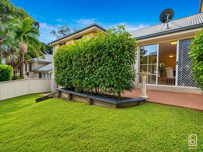 30 / 11 Berrys Head Road, Narara