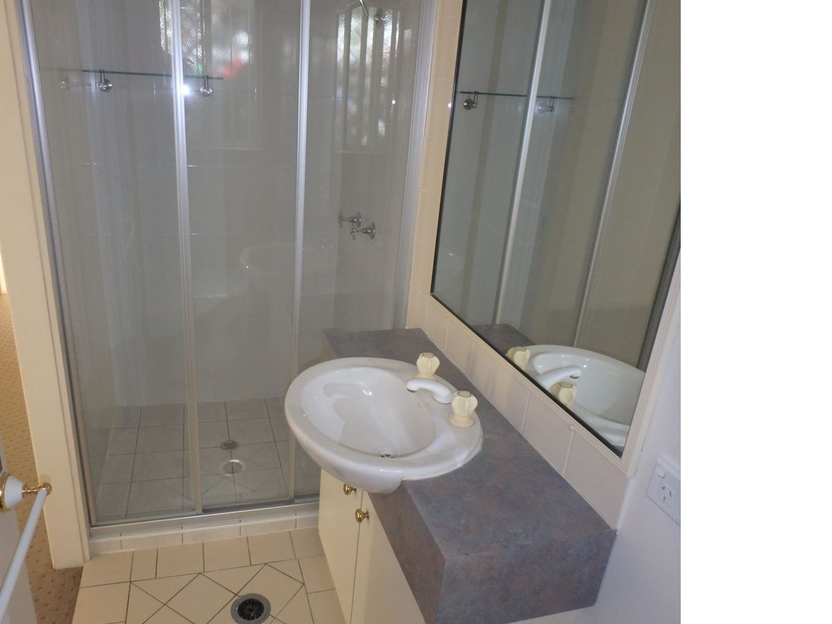 183 Honour Avenue, Chelmer