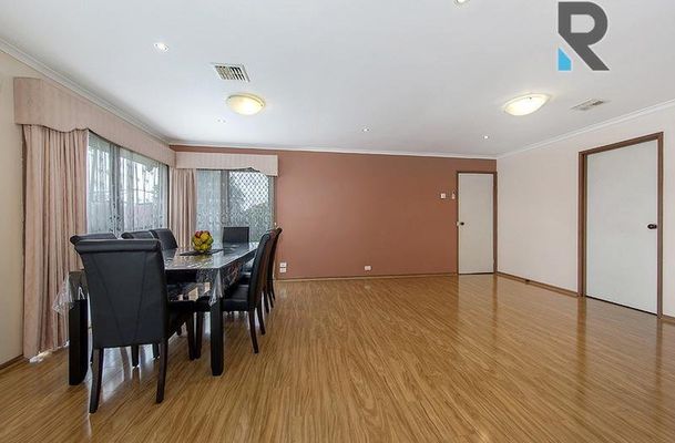 30 Cowes Street, Craigieburn
