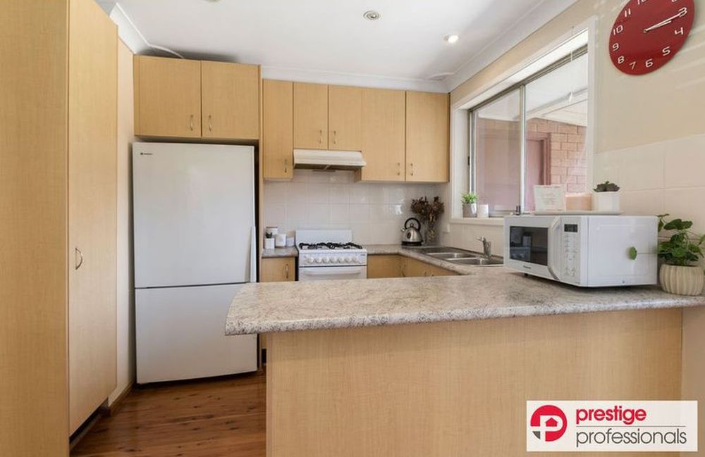 2 Harvey Avenue, Moorebank