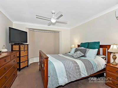 20 Glasshouse Cr, Forest Lake