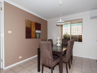 7 Heston Court, Somerville