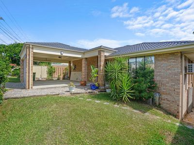 14 HILLVIEW PARADE, Ashmore