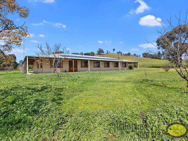 572 MCCRACKENS ROAD, Locksley