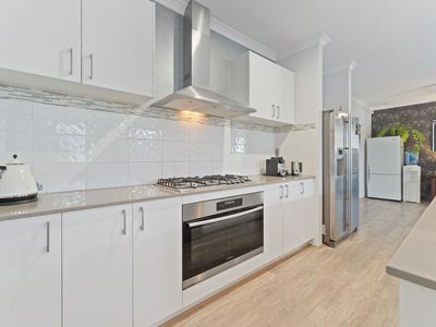 10 Greenock Rd, Baldivis