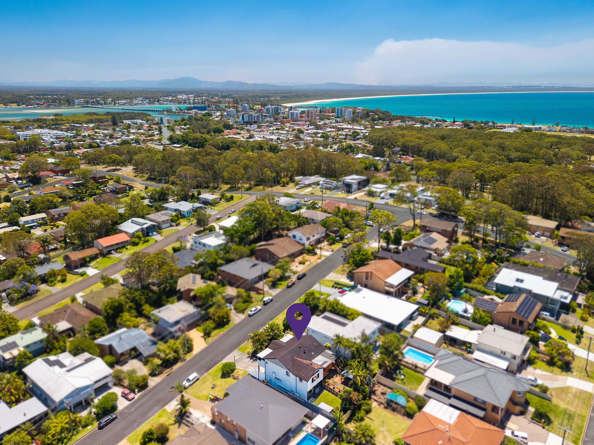 14 Sunset Avenue, Forster