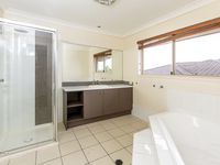 62 Ellendale Circuit, Eight Mile Plains