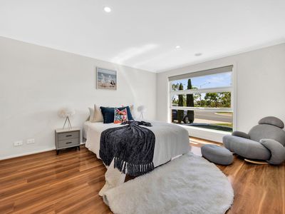 13 Edwin Close, Manor Lakes