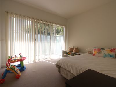3 / 8 Euroka Street, Chadstone