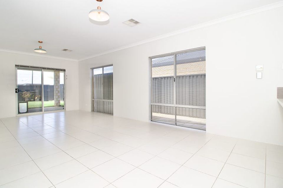 8 Saxon Lane, Baldivis