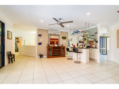 2 Amanu Cres, Pacific Pines