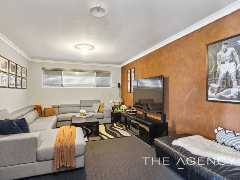 30 Hayeswater Circuit, Waikiki