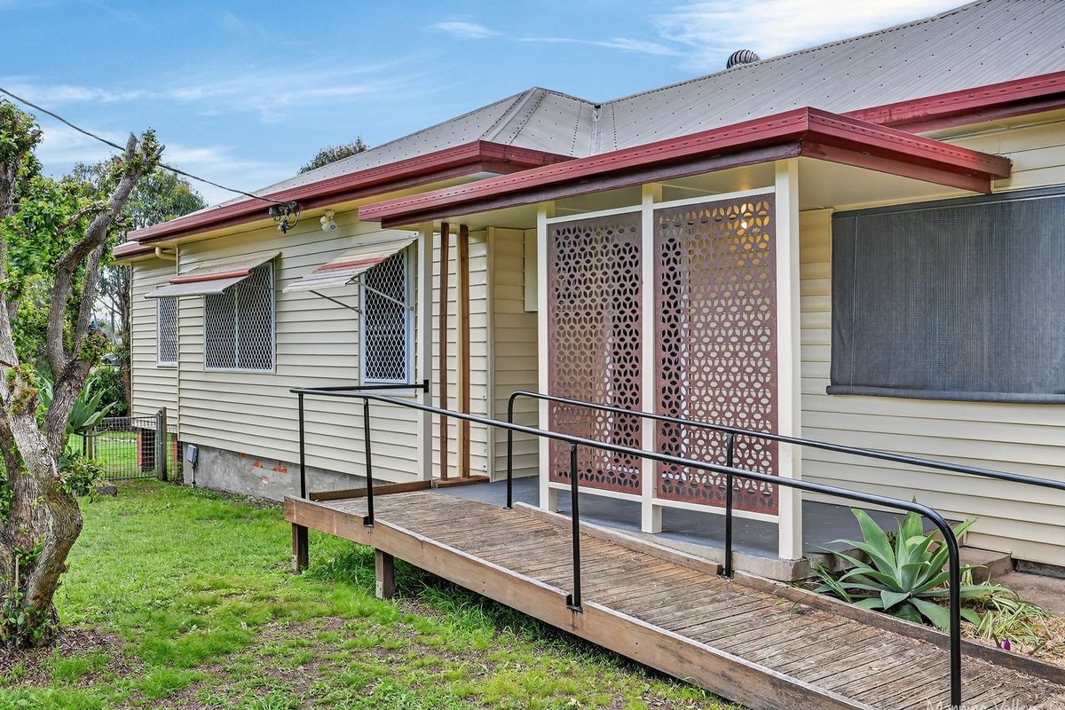 13 Wingham Road, Taree