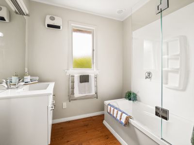 2 Rona Street, Saint Kilda