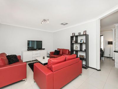 20 Kingsford Way, Huntingdale