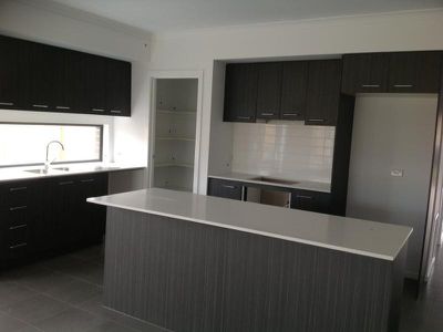 17 Stonebridge Street, Drysdale