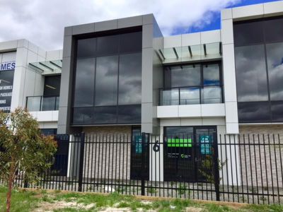6/1 Leader Street, Truganina