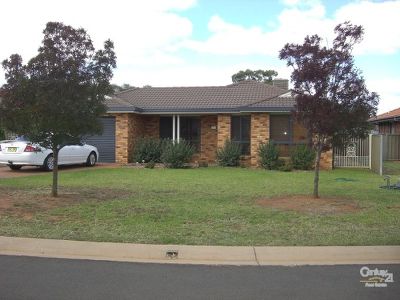 16 Kestrel Close, Dubbo