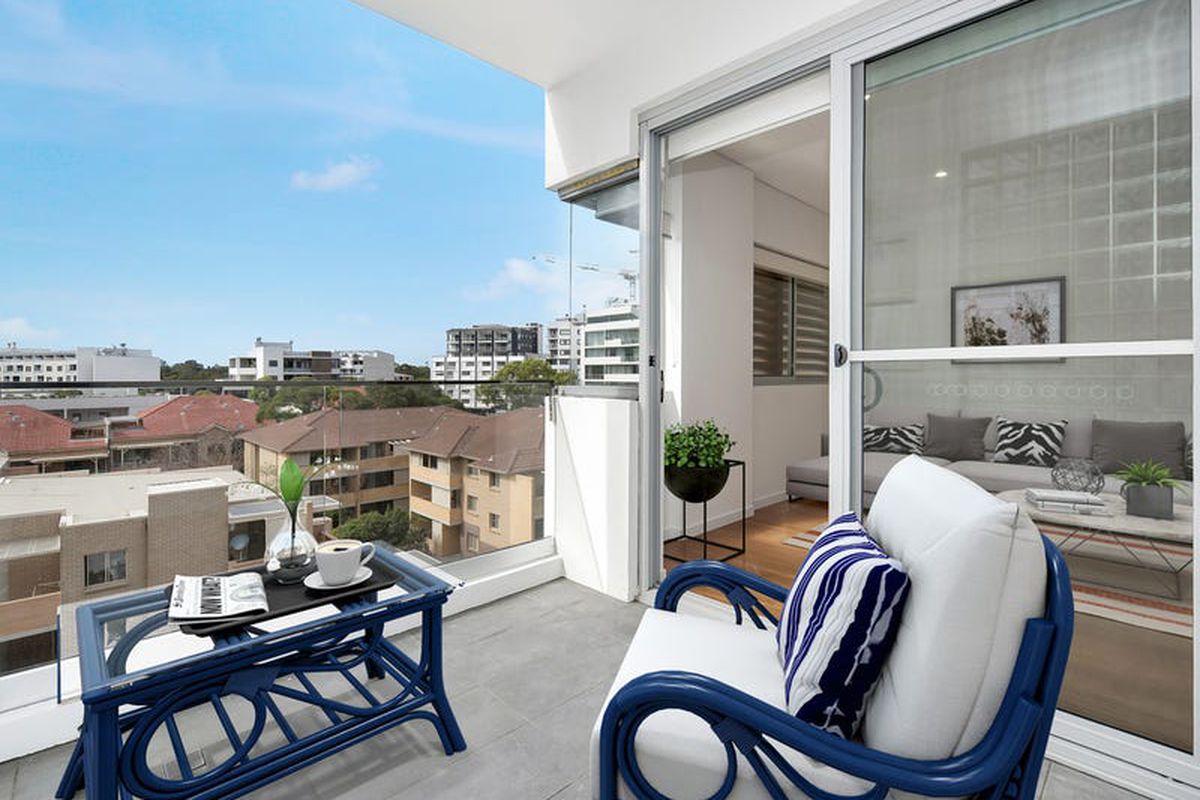 305 / 19-23 Short Street, Homebush