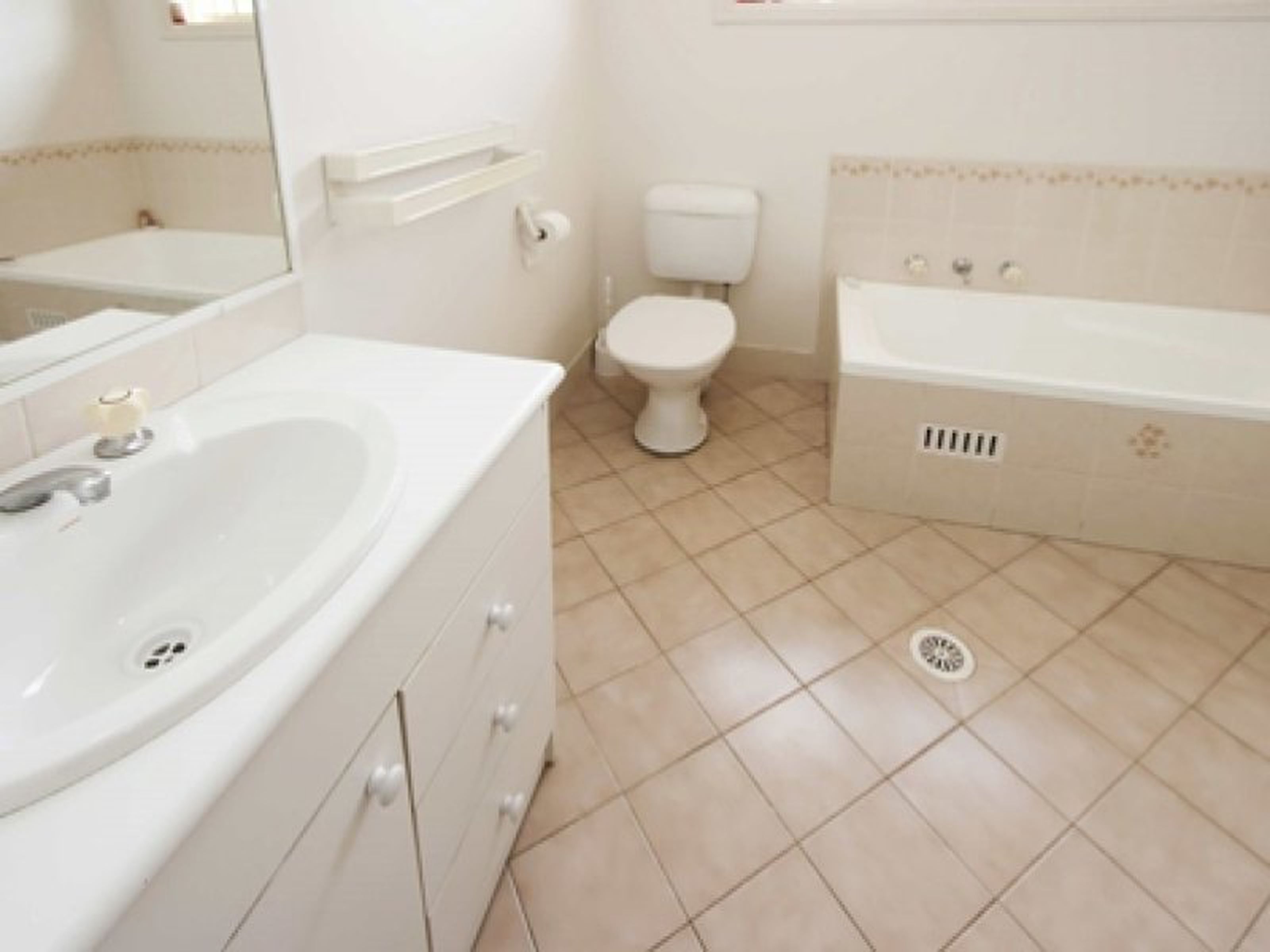 5A Fairywren Close, GLENMORE PARK