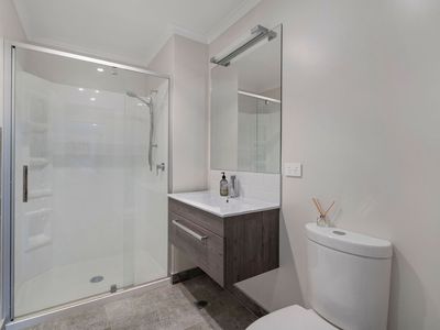 8 Oioi Road, Hobsonville