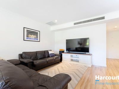 13 / 18 Batman Street, Braddon