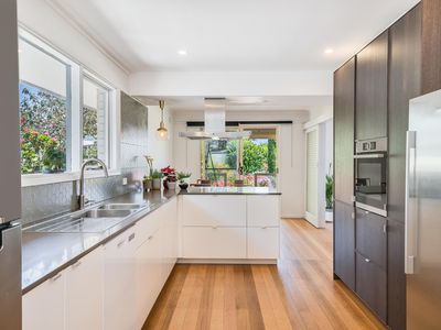 79 Simons Road, Leopold