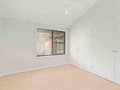 24 Yeovil Drive, Bomaderry