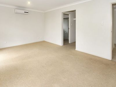 33 Burswood Close, Wulkuraka