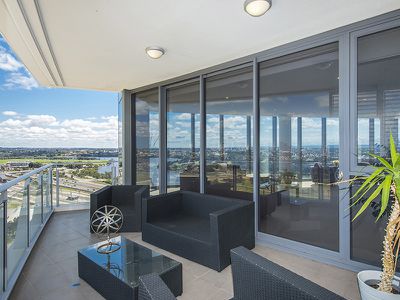 1905 / 96 Bow River, Burswood