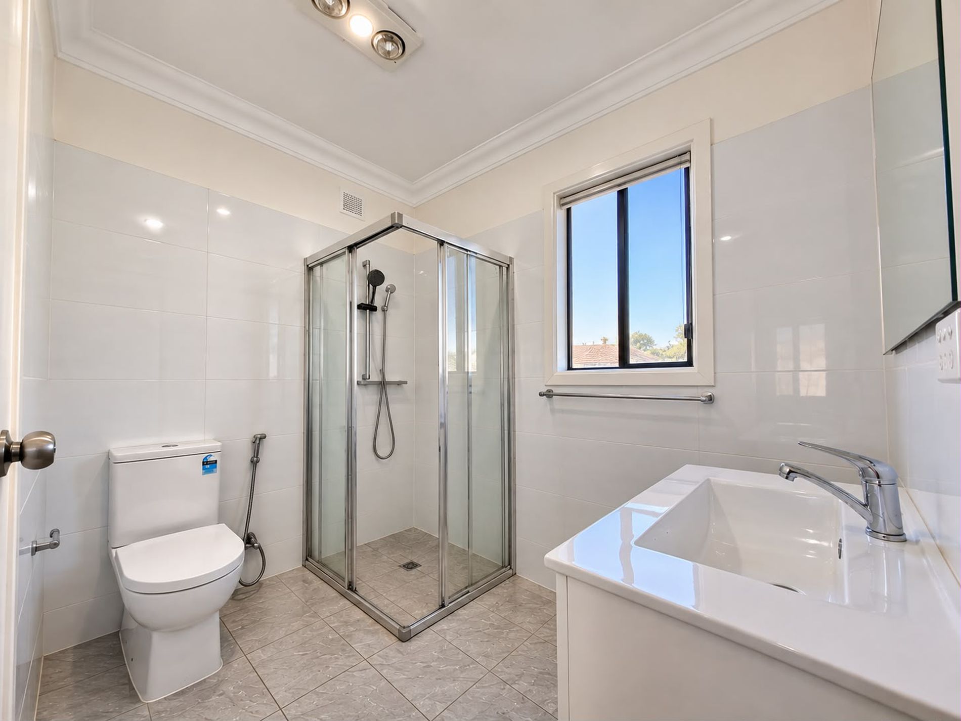 32 Broughton Street, Old Guildford