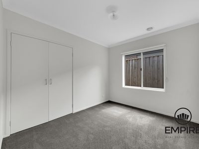 9 Grande Belmond Ave, Clyde