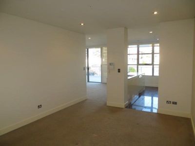 32 / 2-12 Young Street, Wollongong
