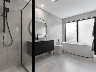 2 / 158 Poplar Parade, Youngtown