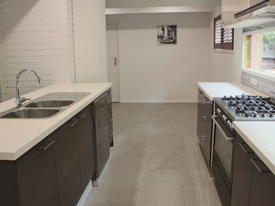 2 Dampier Court, Grovedale