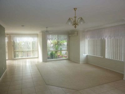 4 / 91-93 Hind Avenue, Forster